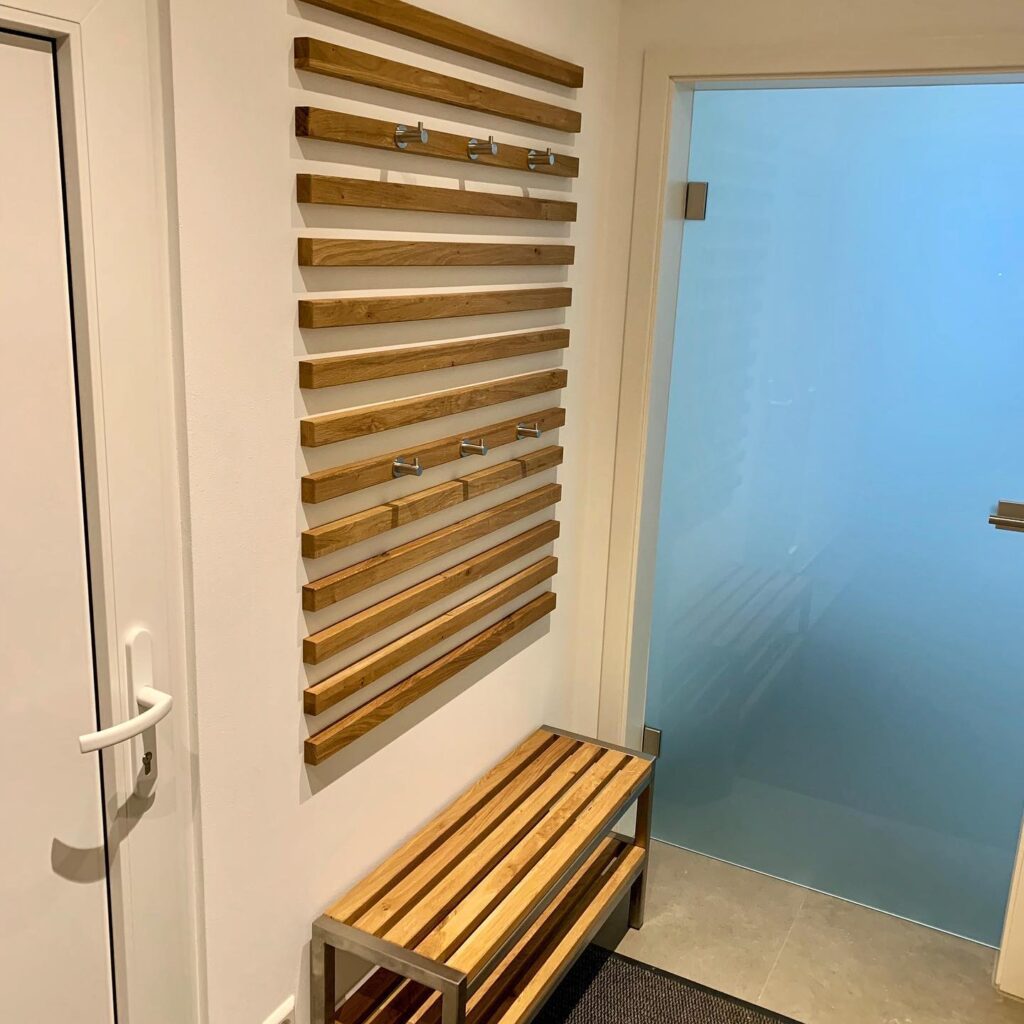 Instagram post from schreinerei_kuemmerle. This post is in position 24.